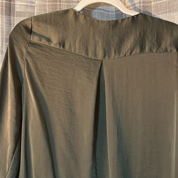 Green 3/4 Length Reitman’s Small Top - Picture 5 of 6